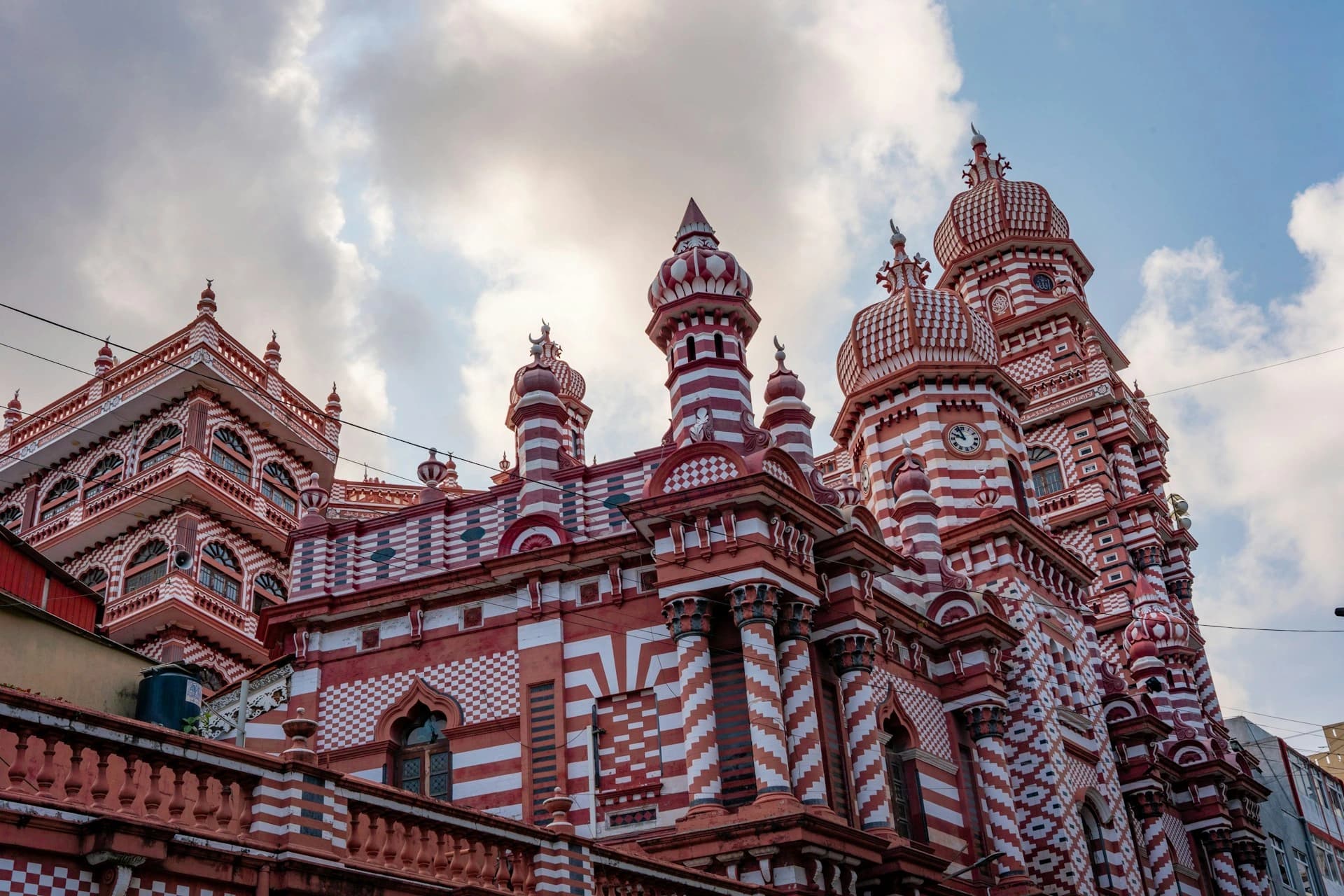 The red and white Jami Ul-Alfar mosque in Pettah, Colombo