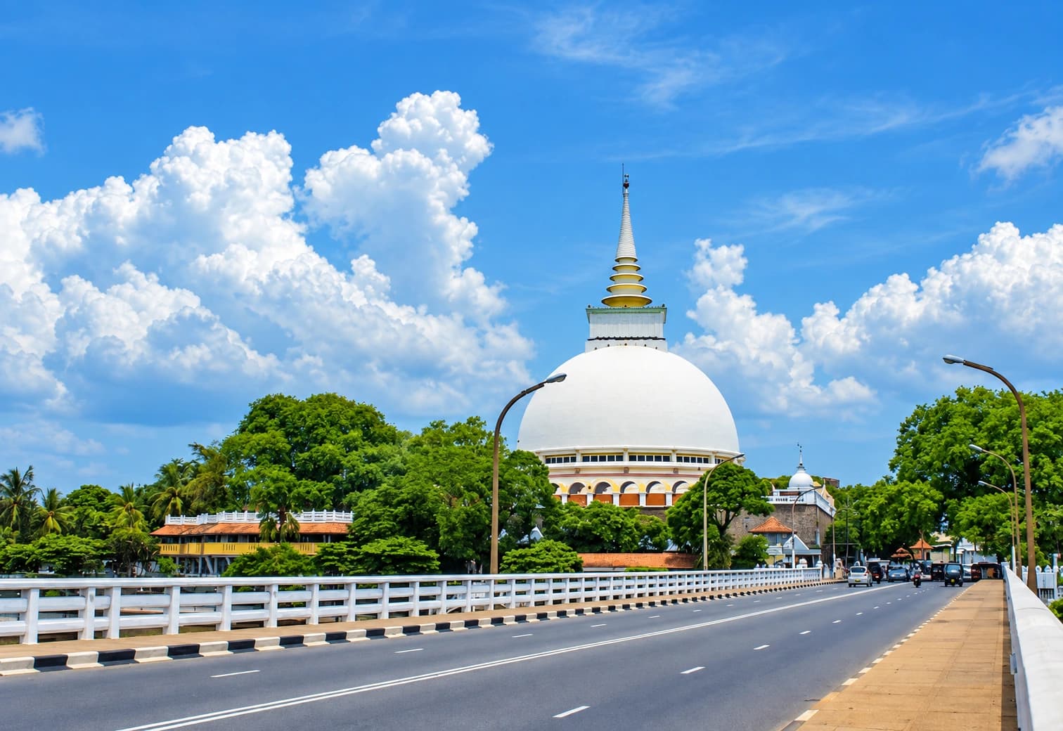 Painted interior dome of the hollow Kalutara Bodhiya stupa