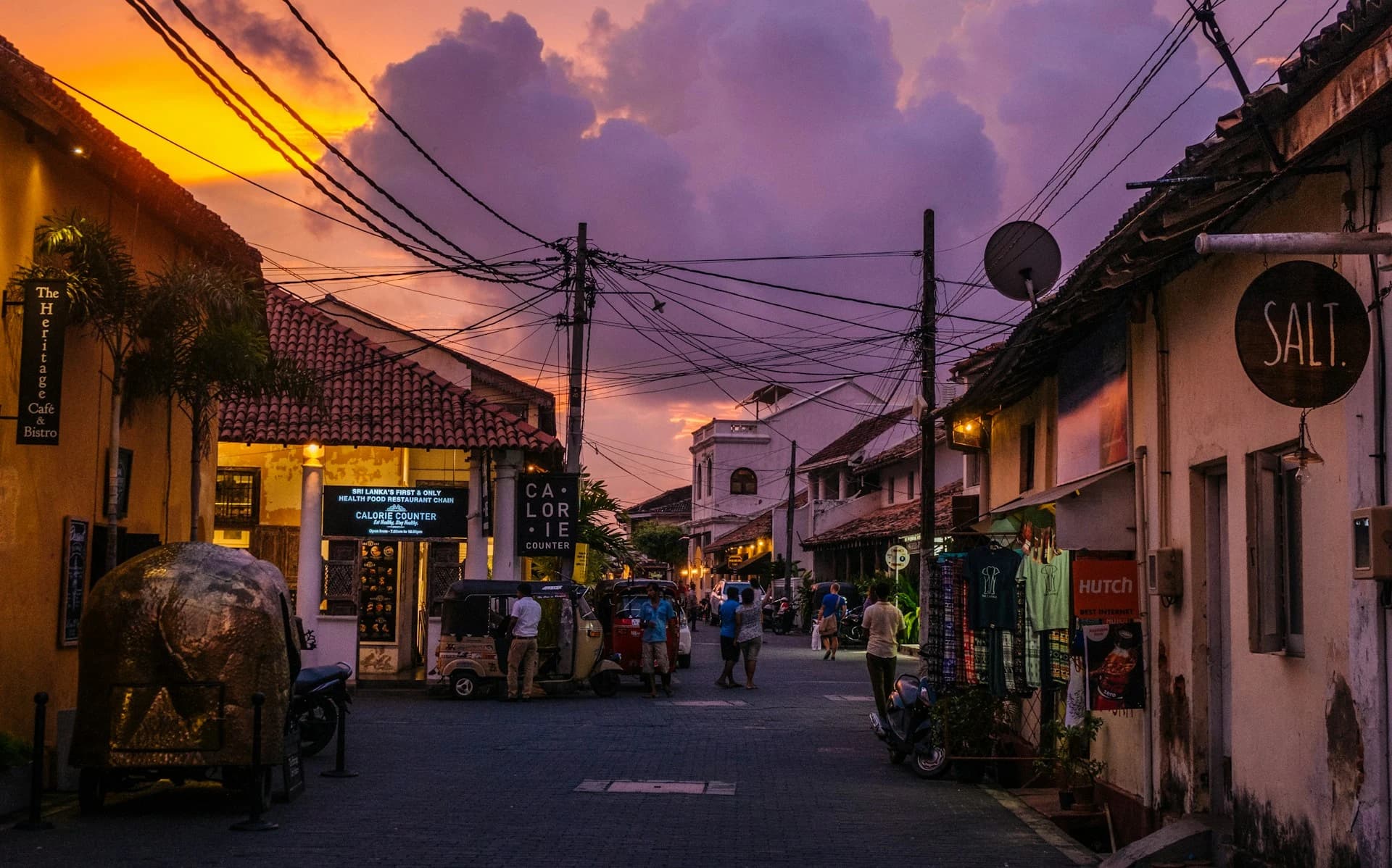 Colourful tuk tuks on a busy Sri Lankan city street